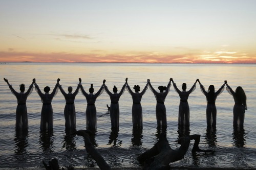 Les amitiés noires, entre fiction et&nbsp;virtuel